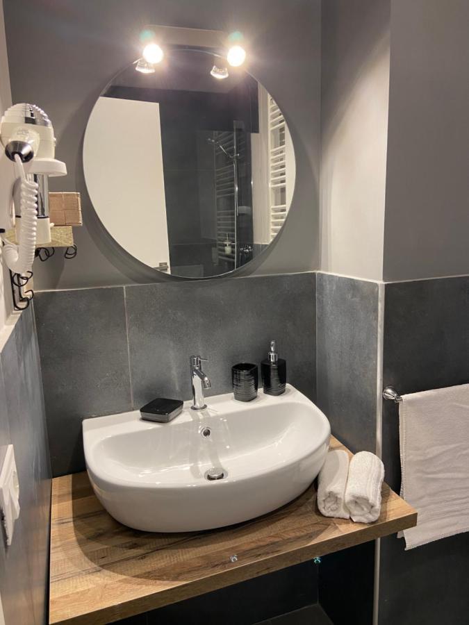 Soha Piazza Di Spagna Boutique 로마 외부 사진