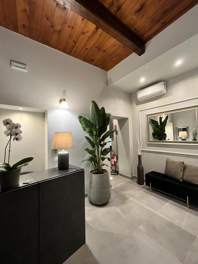 Soha Piazza Di Spagna Boutique 로마 외부 사진
