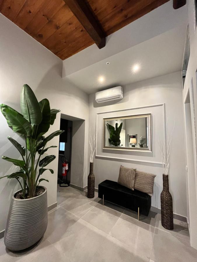 Soha Piazza Di Spagna Boutique 로마 외부 사진