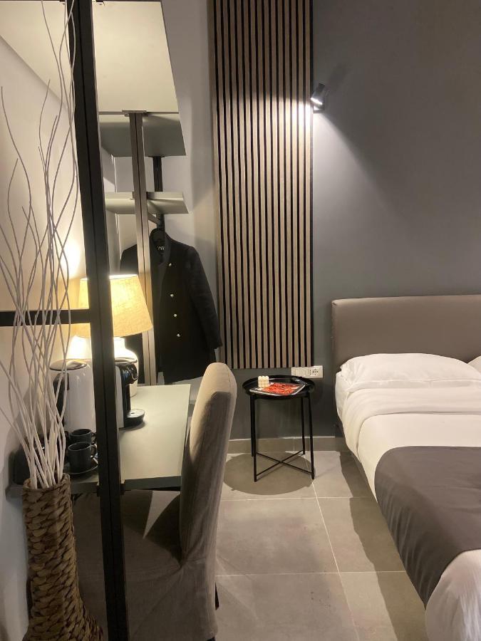 Soha Piazza Di Spagna Boutique 로마 외부 사진