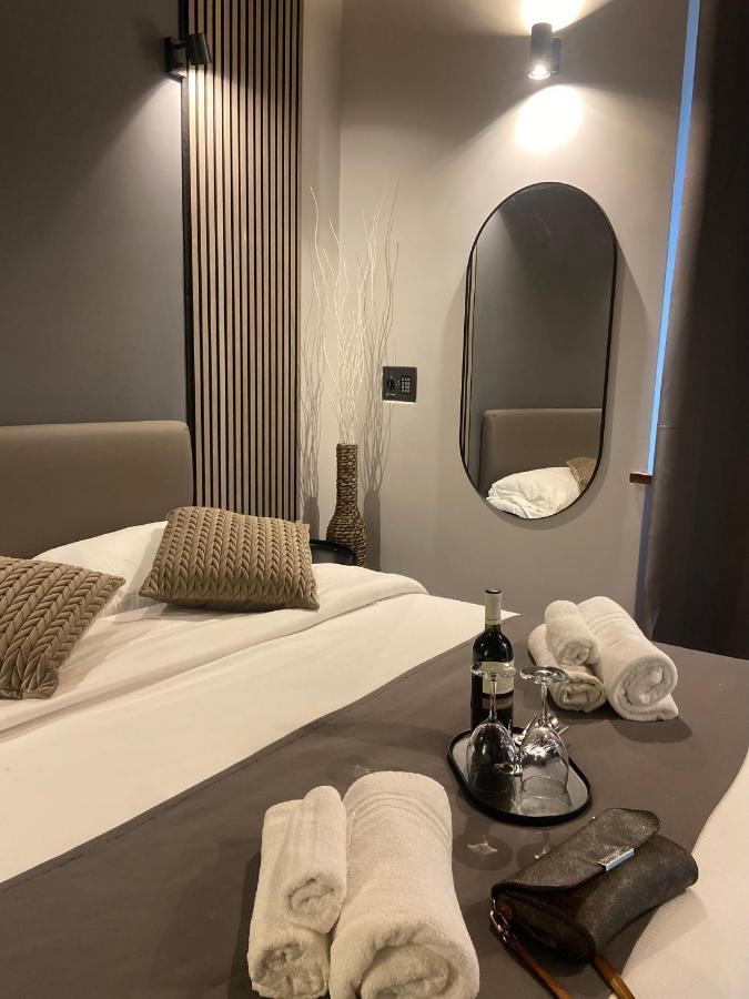 Soha Piazza Di Spagna Boutique 로마 외부 사진