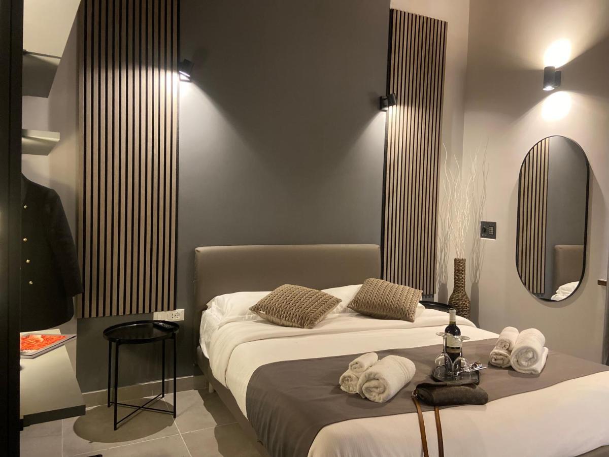 Soha Piazza Di Spagna Boutique 로마 외부 사진