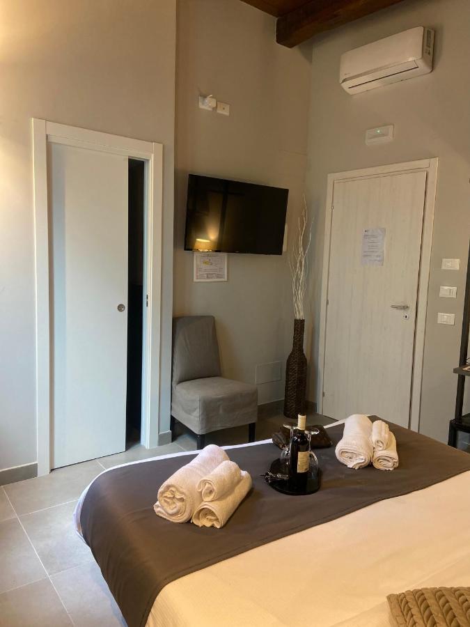 Soha Piazza Di Spagna Boutique 로마 외부 사진